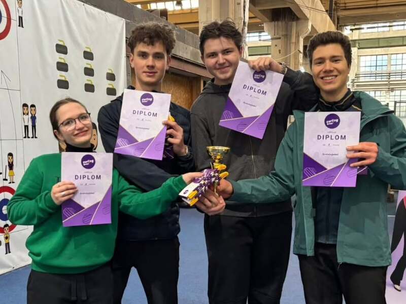 Středoškolské hry v curling - krajské kolo